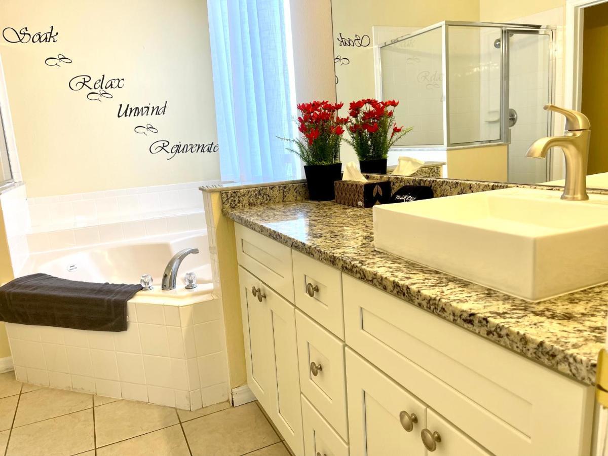 Disney Dream With Hot Tub, Pool, Xbox, Games Room, Lakeview, 10 Min To Disney, Clubhouse Kissimmee Exterior foto